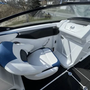 r5dwlynvvbqr8g7not8z_cropped